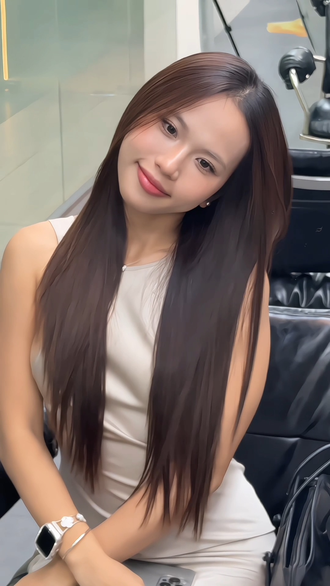 Ép thẳng (Straightening / Rebonding)