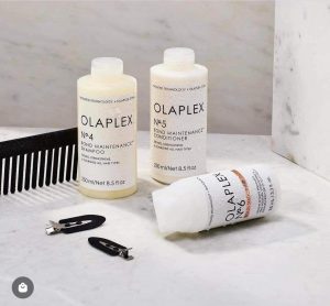 Gội đầu đúng cách bảo vệ tóc dưới ánh nắng & môi trường